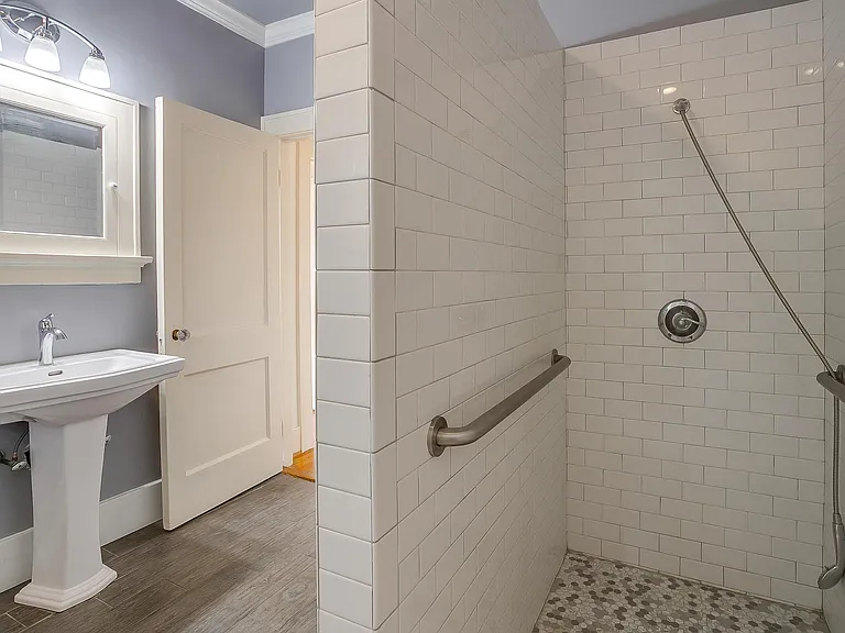 4022 Bunting Ave — Photo 6
