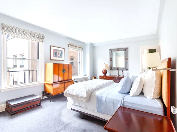 8 East 96th Street image 12 of 24