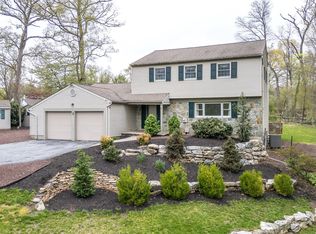 3 Lee Rd, Audubon, PA 19403