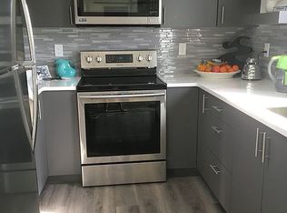 9240 30th Ave SW, Seattle, WA 98126