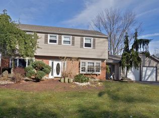 4 Prescott Dr, Marlboro, NJ 07746