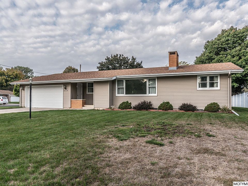 1st image of 315 Parkridge Dr