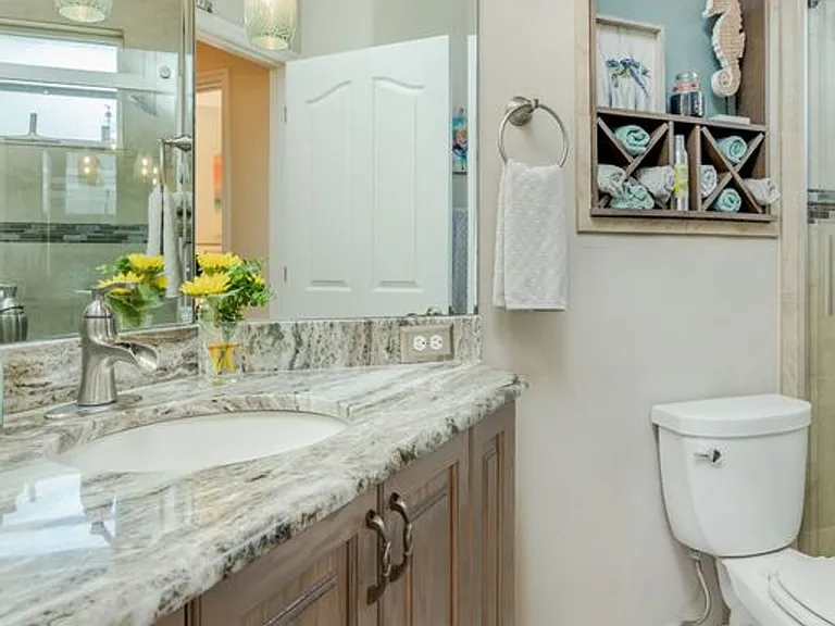 2317 SW 43rd Ln — Photo 26