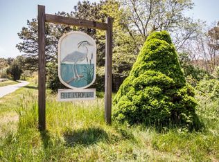 8 Blue Heron Way #10, Edgartown, MA 02539