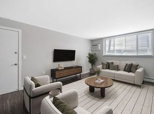 District Royal Oak, Royal Oak, MI 48067