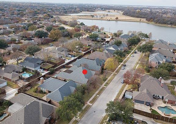 2nd image of 651 Glen Lakes Dr