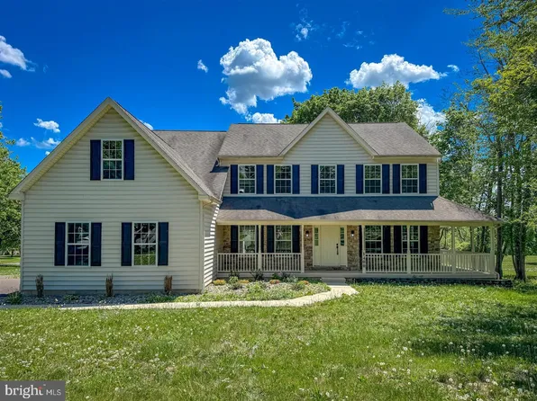 1400 N Limekiln Pike, Chalfont, PA 18914