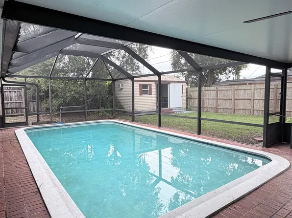 6301 Harding St, Hollywood, FL 33024