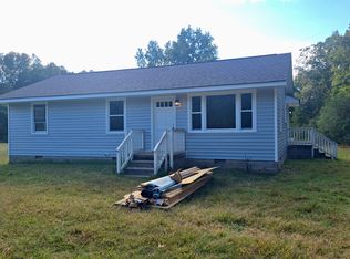 225 Mahan Rd, Farmville, VA 23901