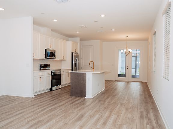 5th image of 17676 Northlake Grv
