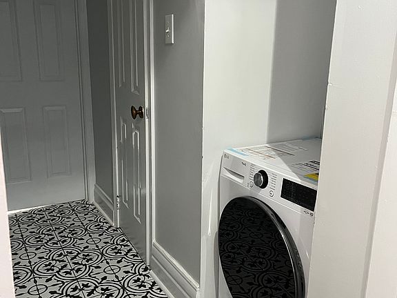 In unit 2-in-1 washer and dryer