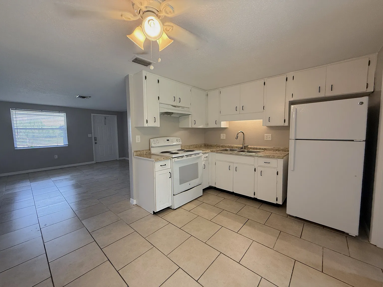 536 Briarwood Road - 1 — Photo 4