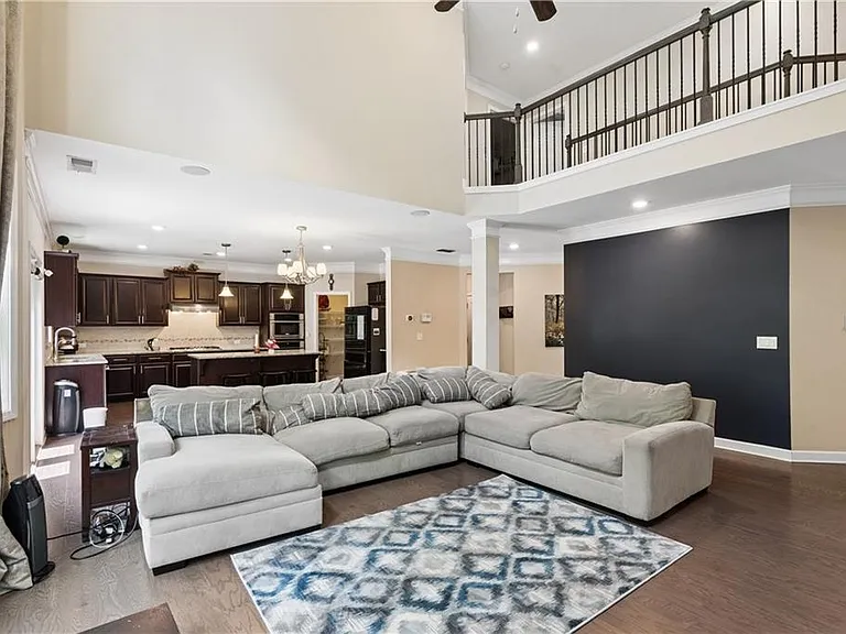 4470 Skylark Ln — Photo 12