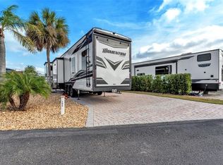 16404 Bay St, Clermont, FL 34714