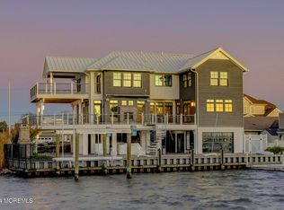 100 Sandy Point Dr, Brick, NJ 08723