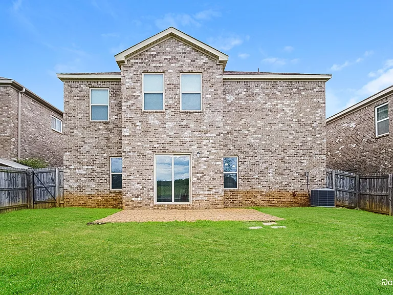 230 Harold Murphy Dr — Photo 15