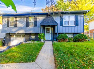 5422 Bret Ct, Jefferson City, MO 65109