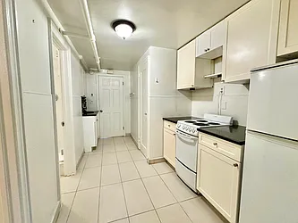 Rented by Astoria Realty