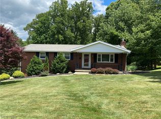 69639 Oxford Dr, Saint Clairsville, OH 43950