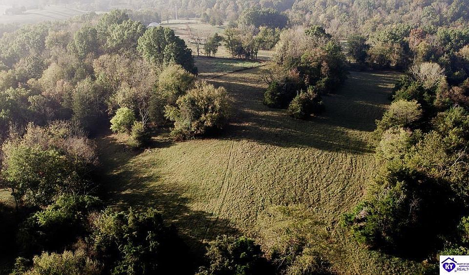 1st image of 5000 Woodlawn Rd