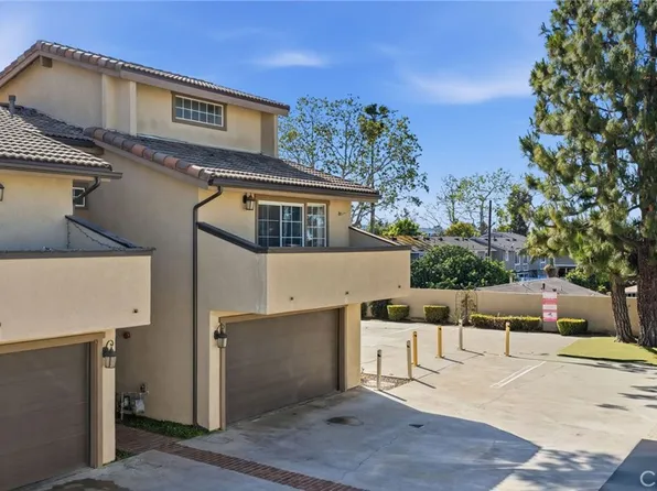 17601 Newland St APT H, Huntington Beach, CA 92647