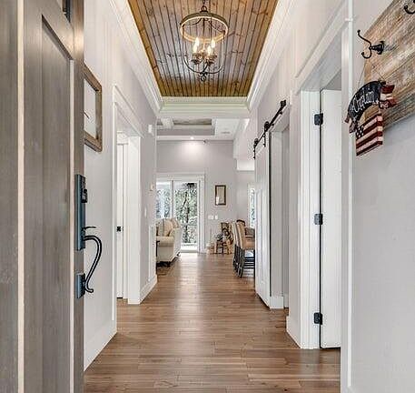 5th image of 110 Motthaven Dr
