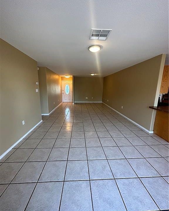 1st image of 3201 Catcay Dr