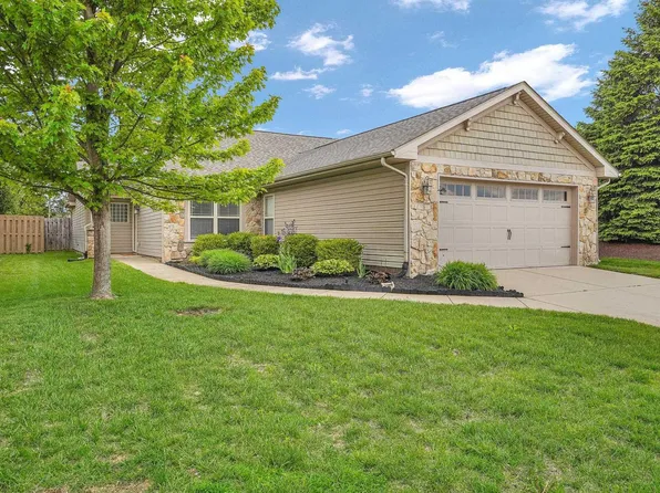 8 Kettle Cir, Lafayette, IN 47905