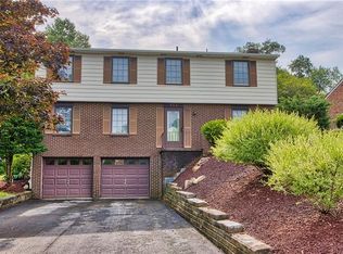 313 Casa Dr, Pittsburgh, PA