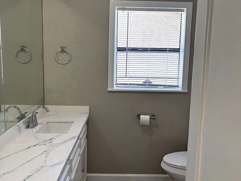 10822 Hartsook St — Photo 15