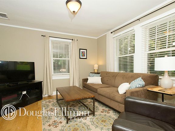 4th image of 142 Woodland Dr