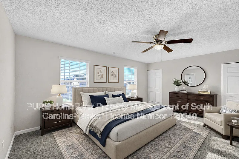 4 bed, 2.5 bath, 2072 sqft, $2,085 — Photo 3