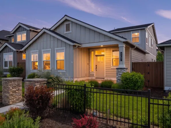 3757 NE Petrosa Ave, Bend, OR 97701