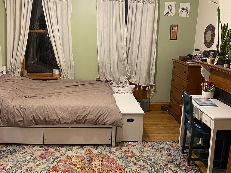 923 Willow Ave #5 — Photo 3