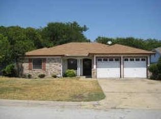5904 Sea Breeze Ln, Fort Worth, TX 76135
