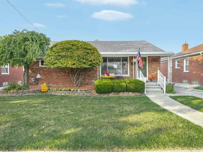 19709 Gaukler St, Saint Clair Shores, MI, 48080