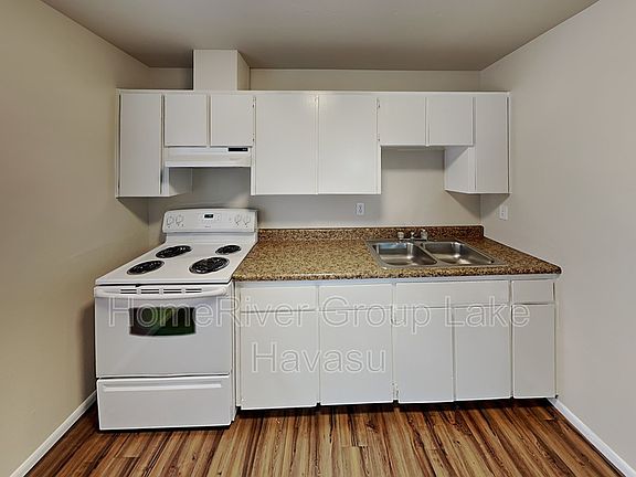 5th image of 2035 San Juan Dr APT 201