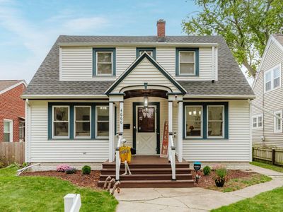 4666 North Ironwood LANE, Glendale, WI, 53209