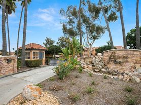7130 Shoreline Dr