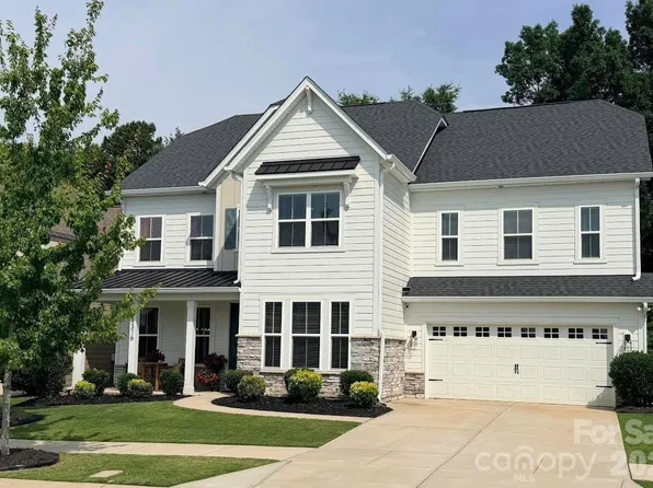 15316 Ravenall Dr, Huntersville, NC 28078