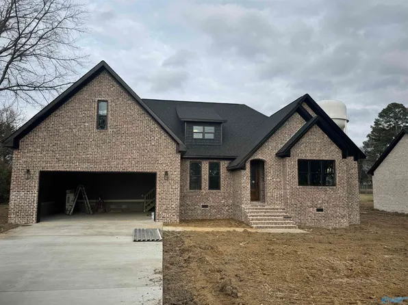 1322 S Broad St, Albertville, AL 35950