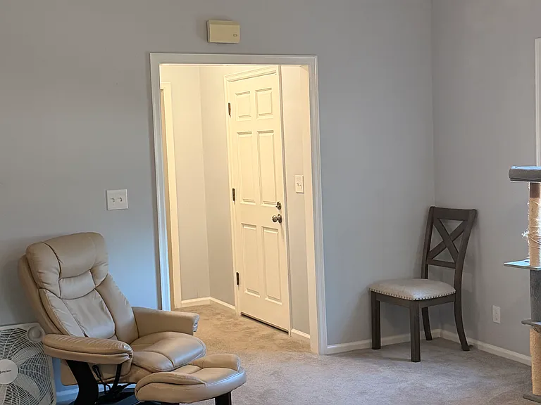 1017 El Camino Real #7 — Photo 14
