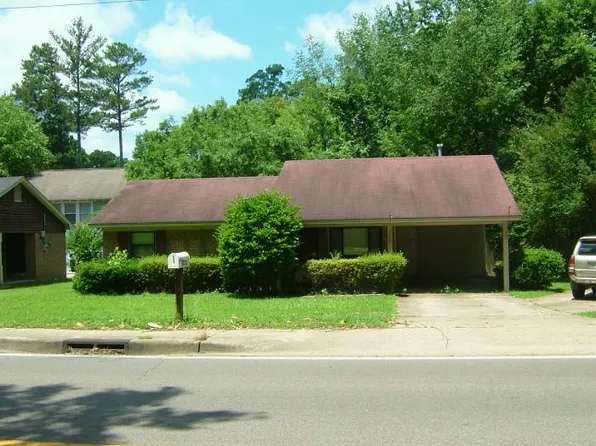 2211 7th St N, Columbus, MS 39705