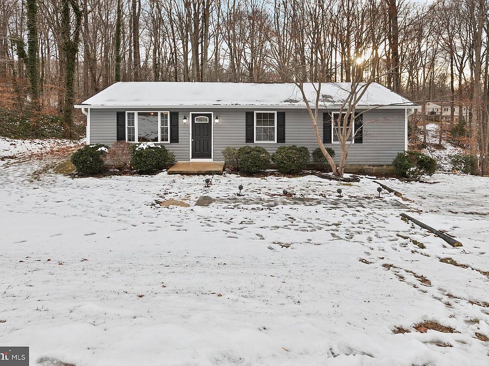 1st image of 28959 Hill And Dale Dr
