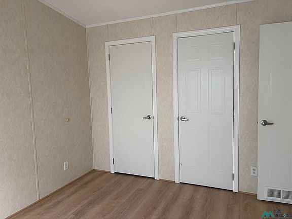 2nd image of 26 Desertaire Rd