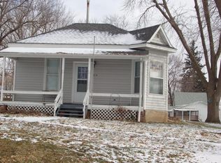 219 S Central St, Carson, IA 51525