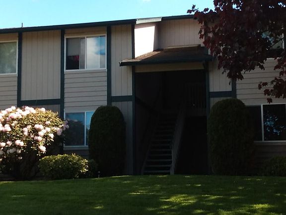 2nd image of 9910 132nd Street Ct E APT B