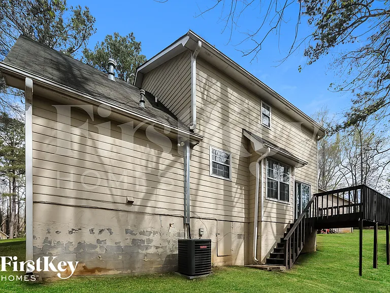 8606 Sheridan Dr — Photo 14
