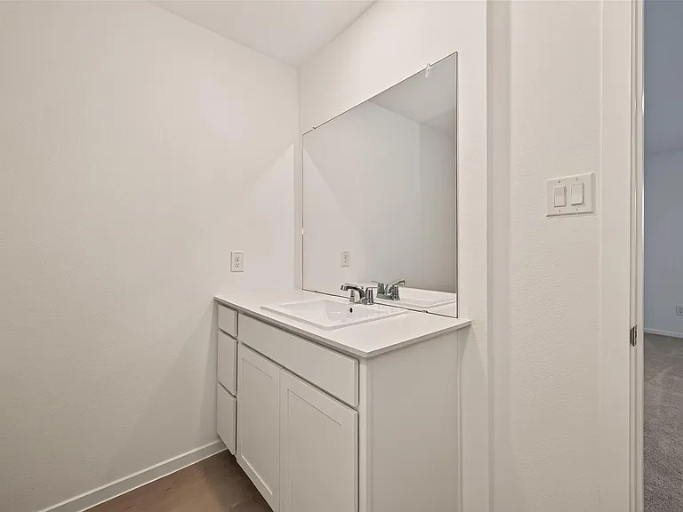 2410 Cherry Ruby Dr — Photo 29