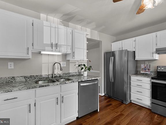 5th image of 20025 Spur Hill Dr